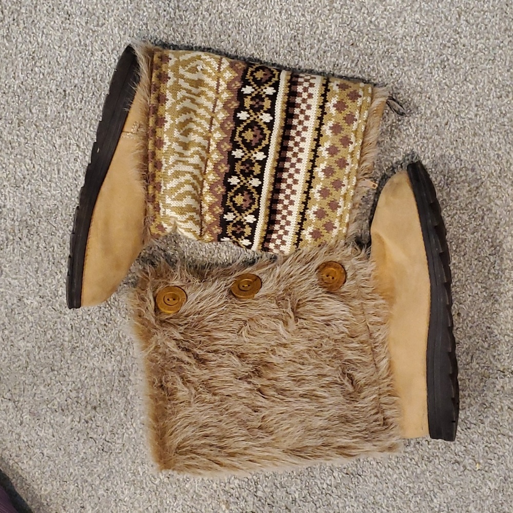 Muk Luk 4-in-1 boots